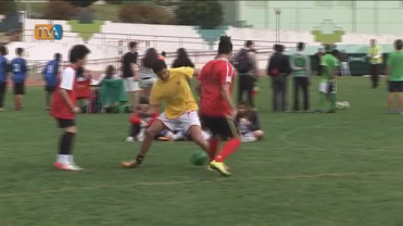 Centenas de Jovens das Escolas da Amadora participam em Torneio de Futebol