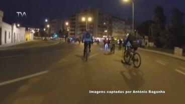 Cicloturistas em Passeio Nocturno pela Cidade da Amadora