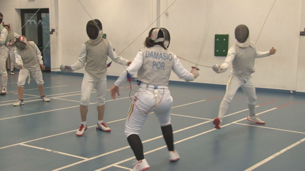 Academia de Esgrima João Gomes - 10 Anos, 100 Títulos