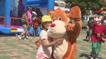 Parque Central Com Muita Diversão no Dia da Criança