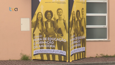 Pavilhão EB 2/3 Miguel Torga Recebe Feira de Educação e Formação da Amadora