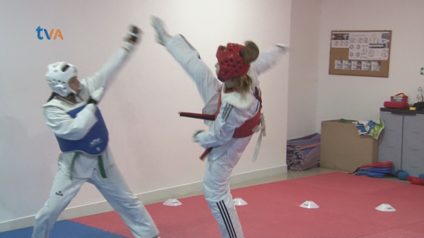 Atletas Clube Tidobok Lutam por Títulos Nacionais no Taekwondo